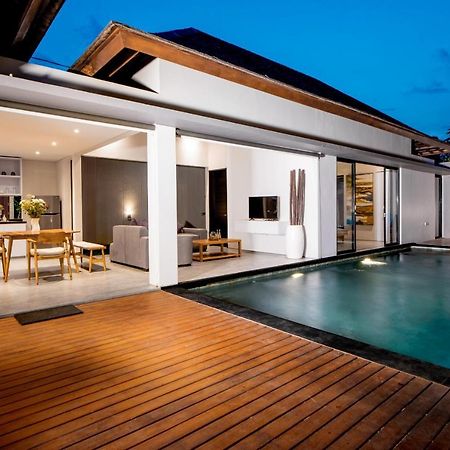 วิลลา เดดายูห์ ซมินญะก์ Villa เซมินยัค ภายนอก รูปภาพ